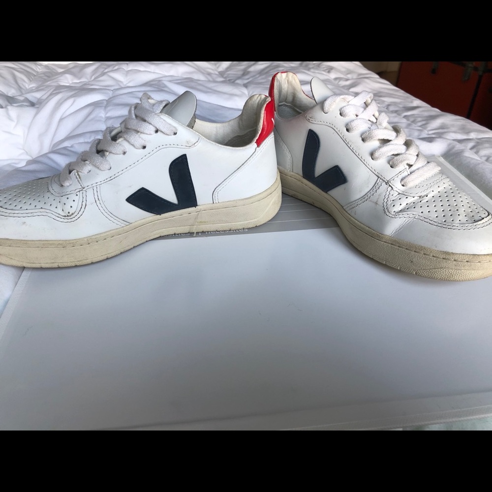 Veja V-10